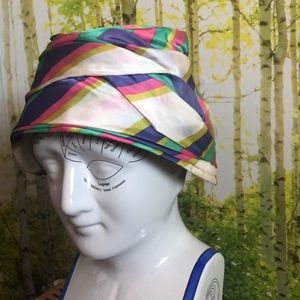 Vintage pillbox hat for Spring